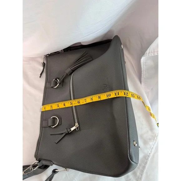 Willow Wood Gray Tote Bag Crossbody Purse Front Pocket Tassel Accent - Picture 5 of 12